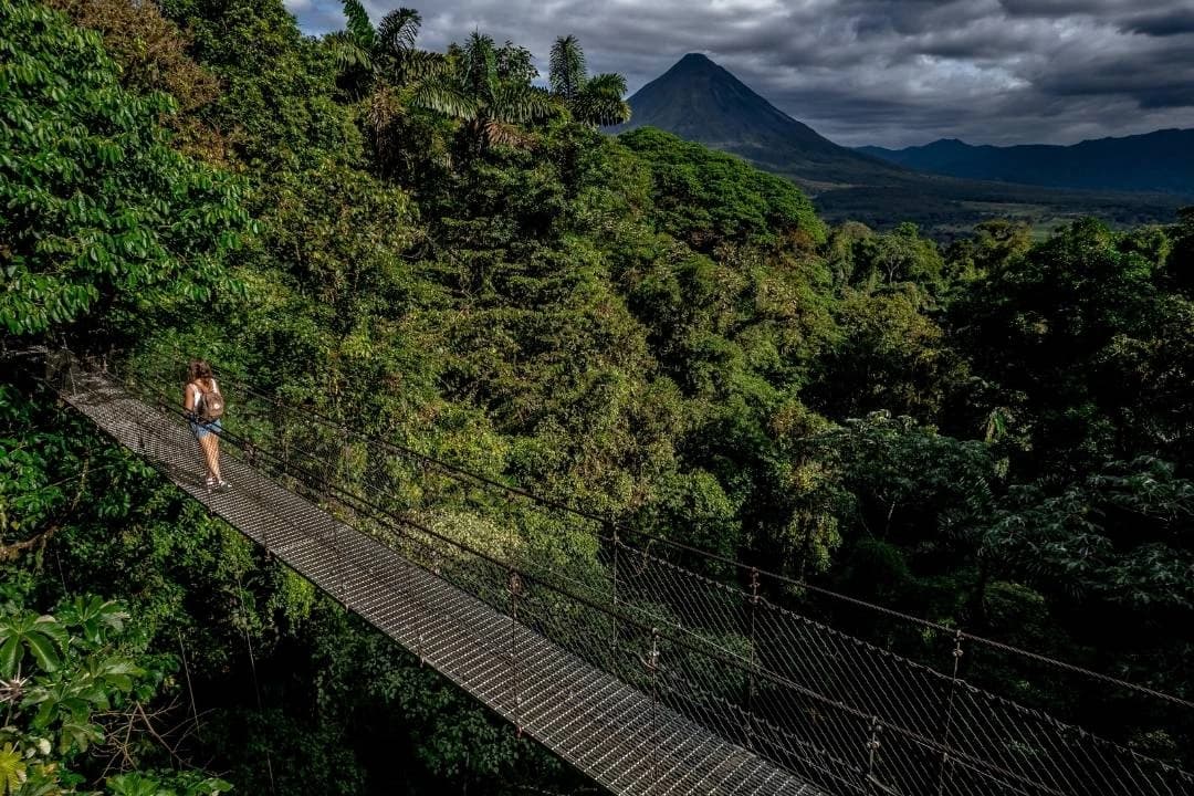 Private Hanging bridges+ Fortuna waterfall